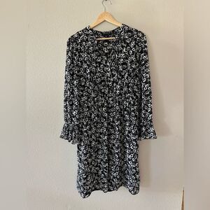 J Crew Black White Floral Long Sleeve Ruffle Midi Dress Size S